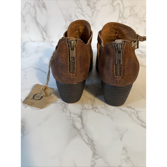 Born Handcrafted Footwear Brown Ankle Suede Bootie Back Zip Women's 10 M Comfort - Picture 6 of 9